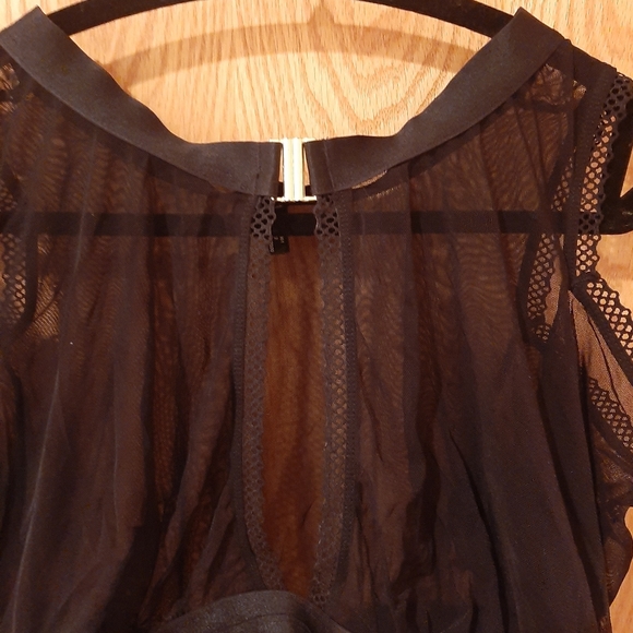 Torrid Curves Sheer Intimate top Size 3 - Picture 8 of 12